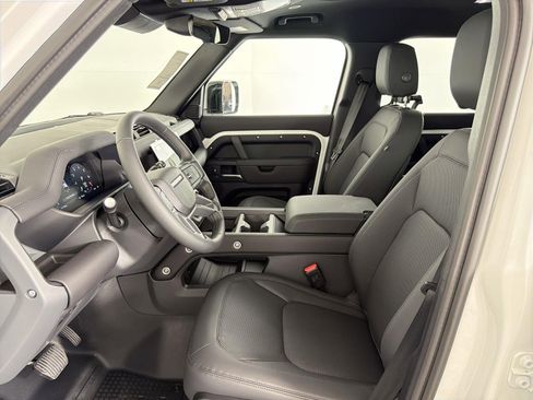 New 2026 Land Rover Defender 110 X-Dynamic SE image 23