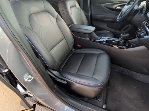 Used 2024 Buick Envista Sport Touring w/ Convenience I Package image 21