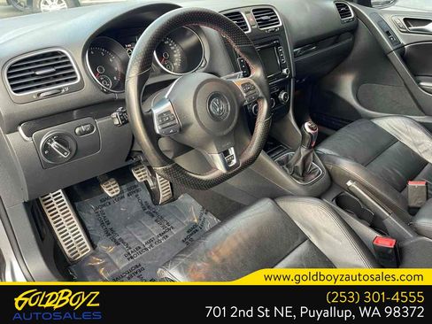 Used 2010 Volkswagen GTI 4-Door image 12
