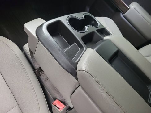 Used 2019 GMC Sierra 1500 SLE w/ SLE Value Package image 26