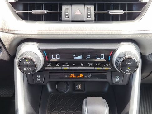 Certified 2025 Toyota RAV4 XLE Premium AWD/4WD image 18