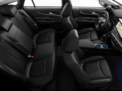 New 2026 Toyota Mirai RWD image 22