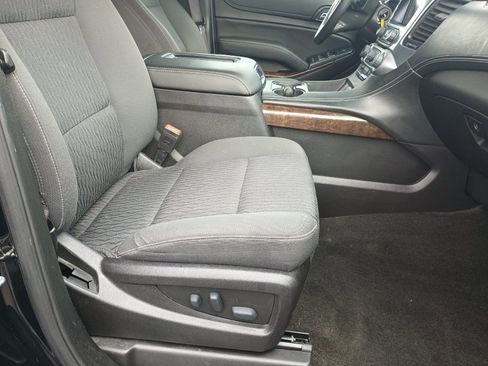 Used 2017 Chevrolet Tahoe LS w/ All-Season Package image 32