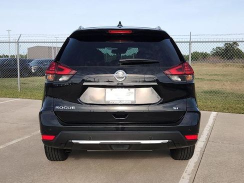 Certified 2019 Nissan Rogue SL image 6