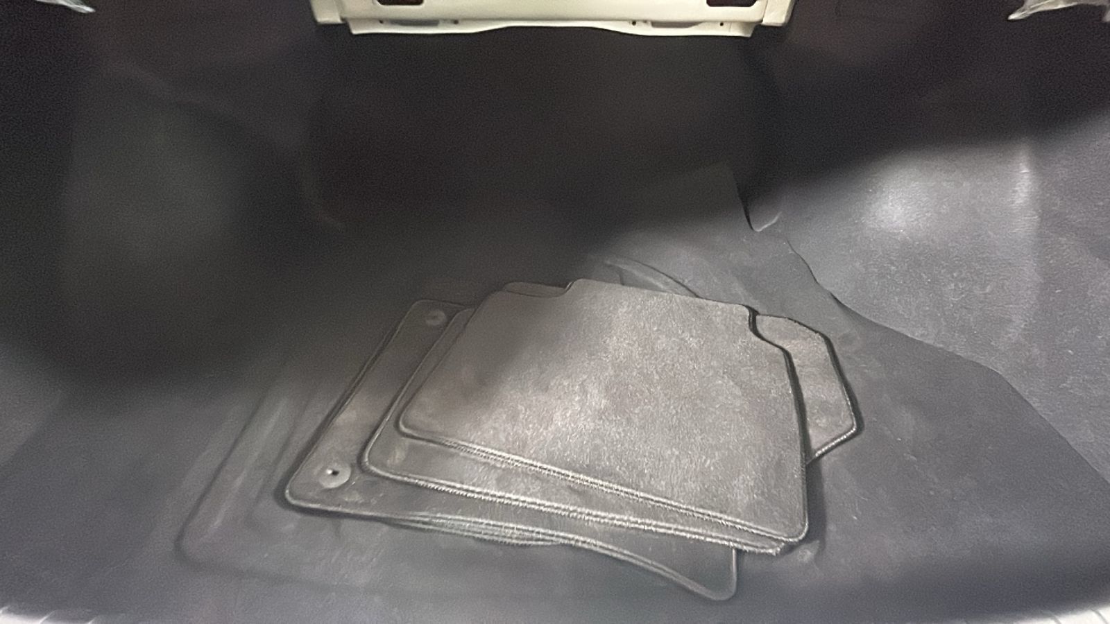 Certified 2024 Hyundai Elantra SEL FWD image 34