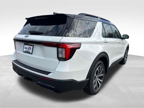 New 2026 Ford Explorer ST-Line RWD image 9