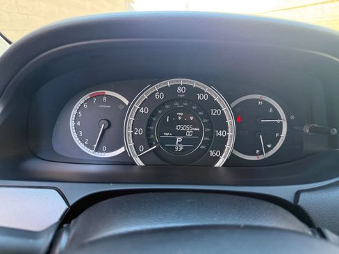 Used 2015 Honda Accord LX image 19