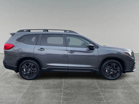 Certified 2025 Subaru Ascent Bronze Edition w/ Onyx Package image 6