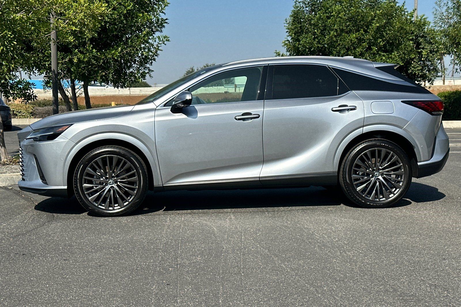 Certified 2026 Lexus RX 350 w/ Convenience Package AWD/4WD image 2