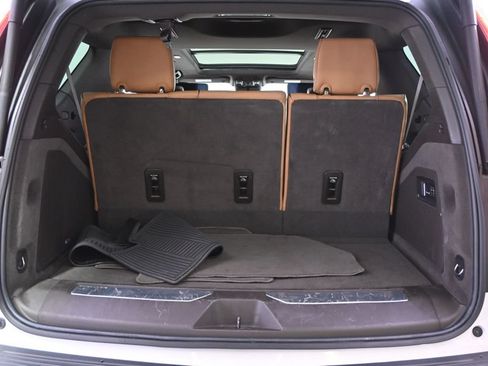 Used 2021 Cadillac Escalade Premium Luxury w/ Driver Assist Tech Package AWD/4WD image 20