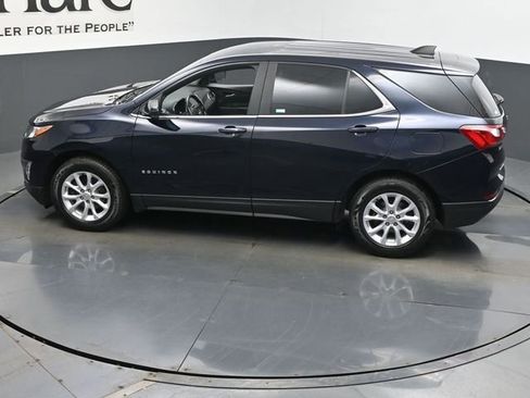Used 2021 Chevrolet Equinox LT image 41