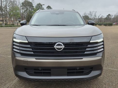 Used 2026 Nissan Kicks SV image 2