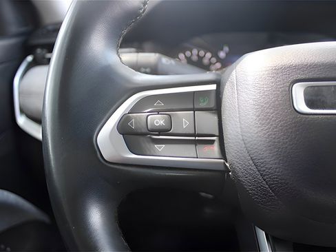 Used 2022 Jeep Compass Latitude image 16