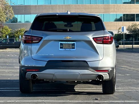 Used 2025 Chevrolet Blazer LT AWD/4WD image 5