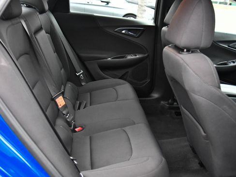 Used 2023 Chevrolet Malibu LT image 36