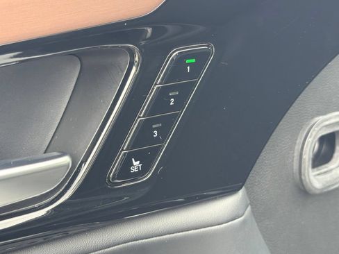 Used 2022 Acura MDX FWD w/ Technology Package image 21