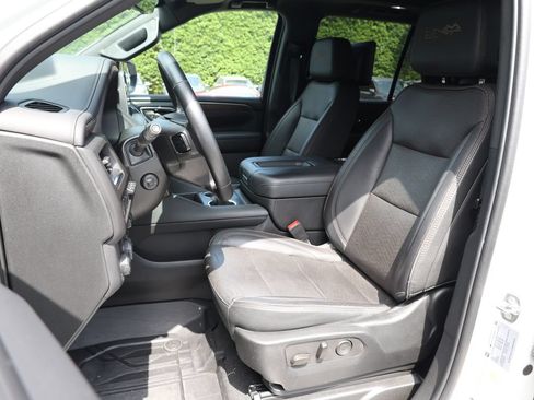 Used 2024 Chevrolet Tahoe High Country RWD image 17