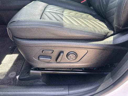 Used 2024 Kia Sorento SX Prestige AWD/4WD image 13