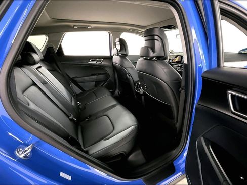 Used 2026 Kia Sportage EX w/ EX Panorama Roof Package image 25