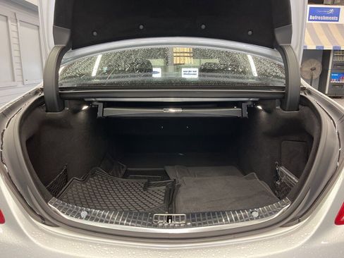 Used 2016 Mercedes-Benz S 550 4MATIC Sedan image 32