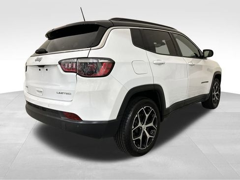 Used 2024 Jeep Compass Limited image 5