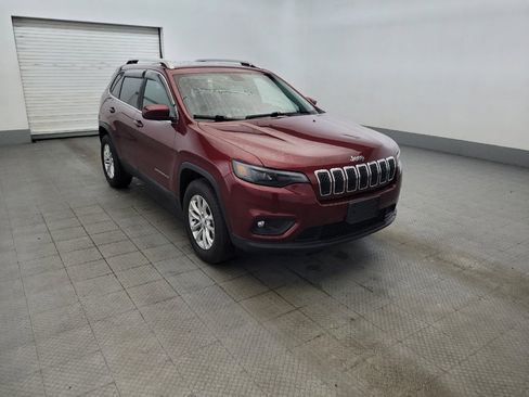 Used 2019 Jeep Cherokee Latitude w/ Cold Weather Group AWD/4WD image 13