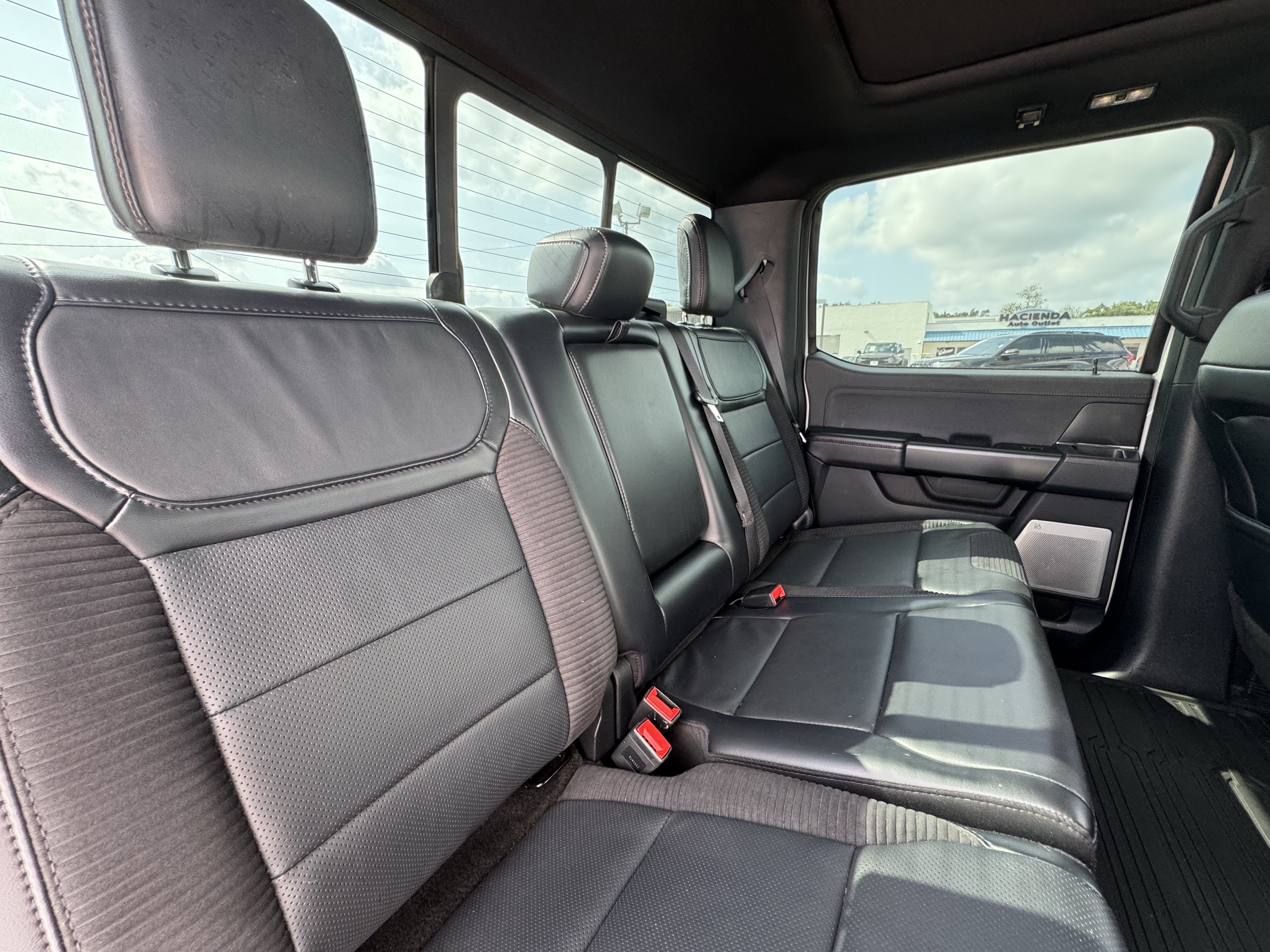 Used 2023 Ford F150 Raptor AWD/4WD image 32