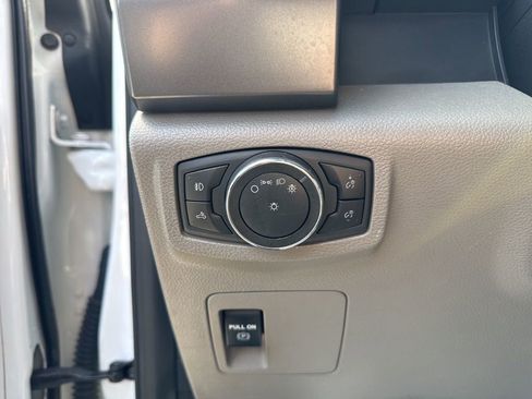 Used 2020 Ford F150 XLT image 12