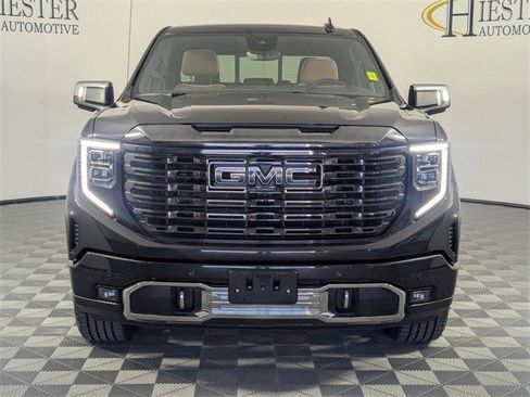 Used 2024 GMC Sierra 1500 Denali Ultimate image 3