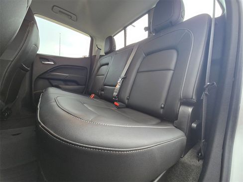 Used 2017 GMC Canyon SLT image 13