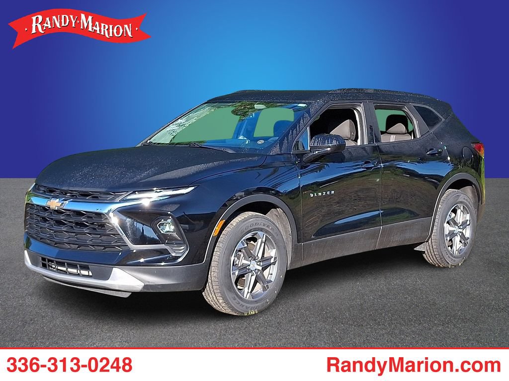 Used 2024 Chevrolet Blazer LT w/ Convenience Package FWD image 1