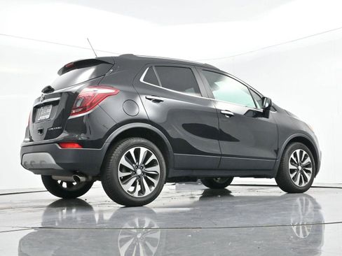 Used 2022 Buick Encore Preferred image 46