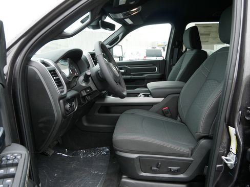 New 2025 RAM 2500 Big Horn image 7