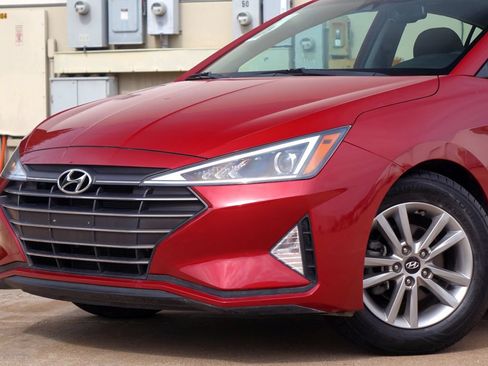 Used 2019 Hyundai Elantra Value Edition FWD image 21
