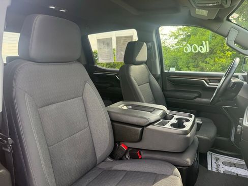 Used 2023 Chevrolet Silverado 1500 LT AWD/4WD image 21