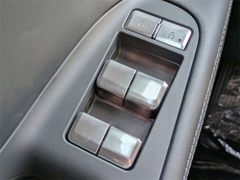 New 2025 Lincoln Navigator Reserve w/ Jet Appearance Package image 24