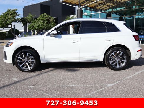 Used 2022 Audi Q5 2.0T Premium w/ Convenience Package AWD/4WD image 5