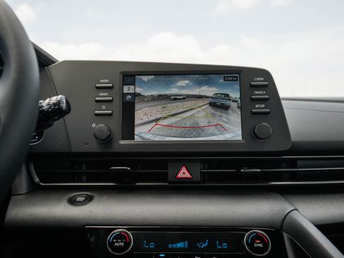 New 2026 Hyundai Elantra Sport FWD image 22