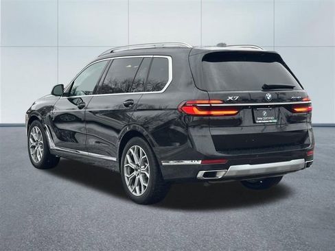 Certified 2024 BMW X7 xDrive40i image 9