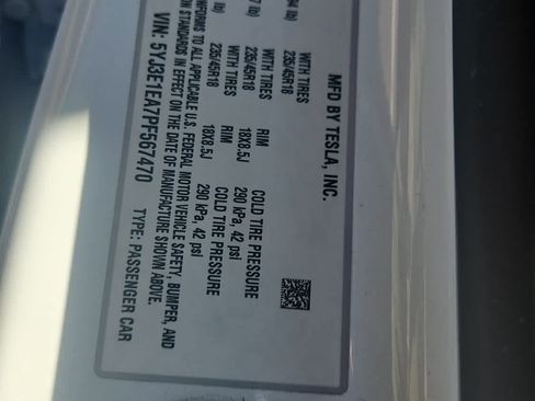 Used 2023 Tesla Model 3 Standard Range image 22