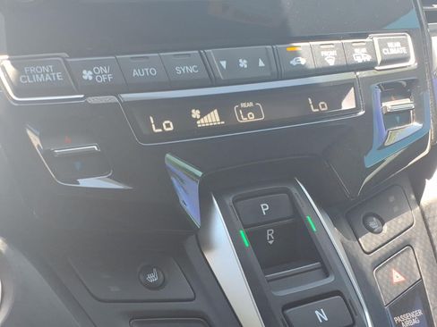 Used 2023 Honda Odyssey EX-L image 28