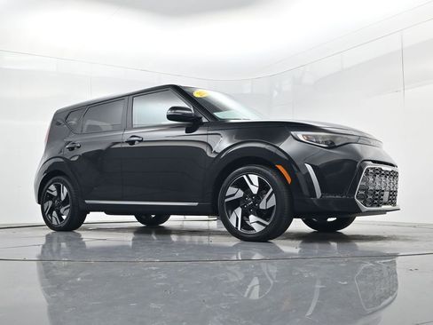 Certified 2023 Kia Soul GT-Line w/ GT-Line Technology Package FWD image 38