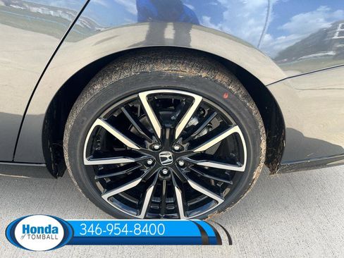 New 2026 Honda Accord Hybrid Touring image 17