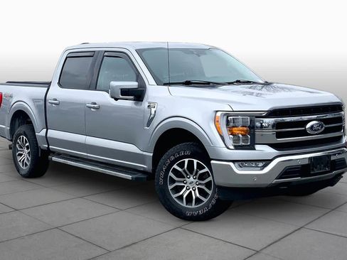 Used 2021 Ford F150 Lariat w/ Trailer Tow Package image 3