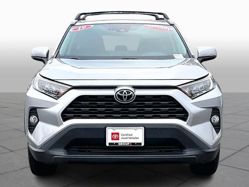 Used 2019 Toyota RAV4 XLE w/ Convenience Package image 3