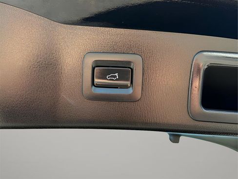 Used 2019 MAZDA CX-5 Touring image 10