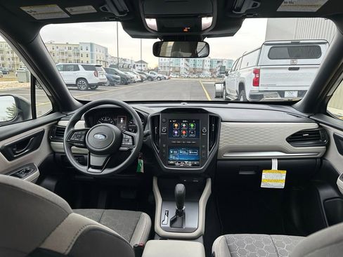 Used 2025 Subaru Forester image 17