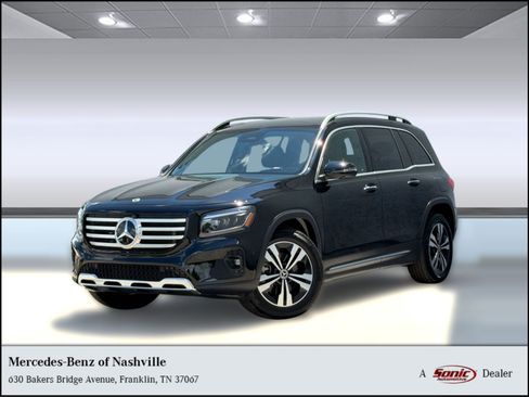 Used 2026 Mercedes-Benz GLB 250 4MATIC image 1