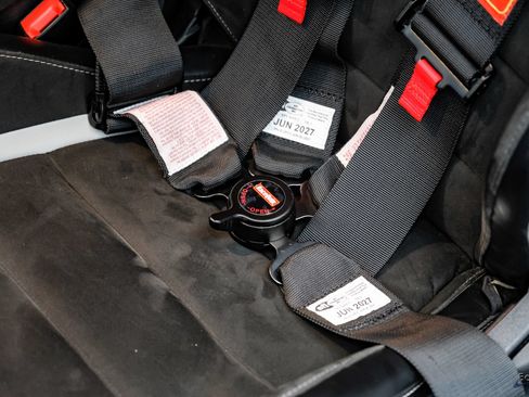 Used 2021 Ford Mustang Shelby GT500 w/ Carbon Fiber Track Pack RWD image 53