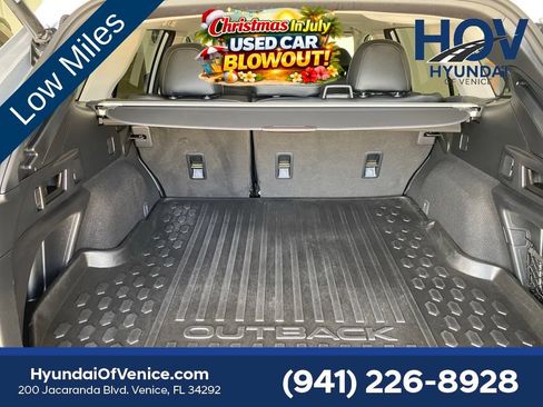 Used 2023 Subaru Outback Premium AWD/4WD image 31